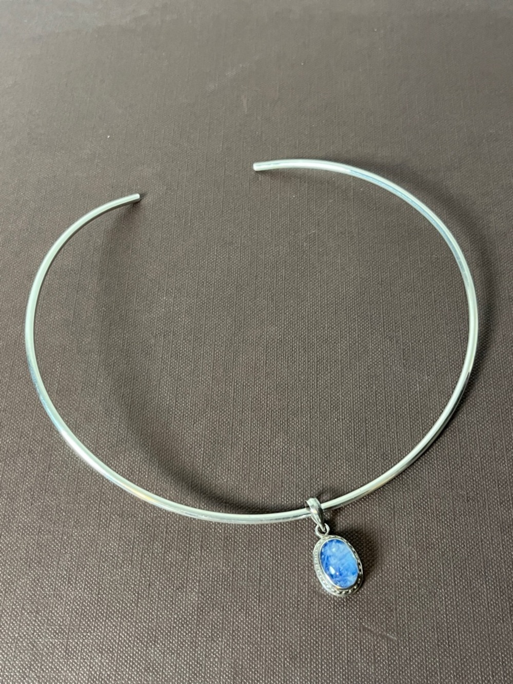Vintage Sterling Silver Moonstone Pendant Neck Cuff Choker Elegant Necklace